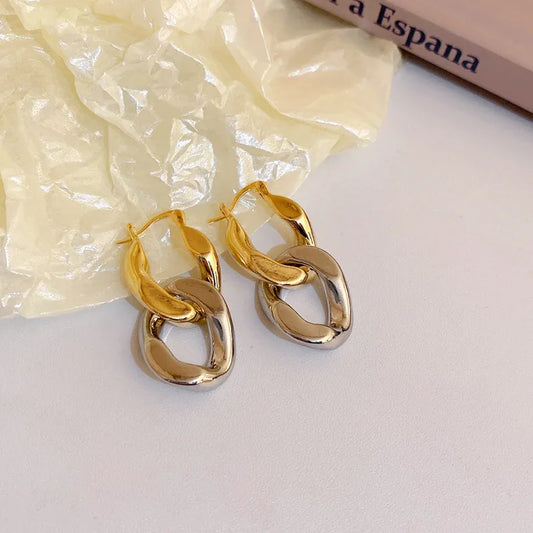 🔗 Dual-Tone Link Hoop Earrings